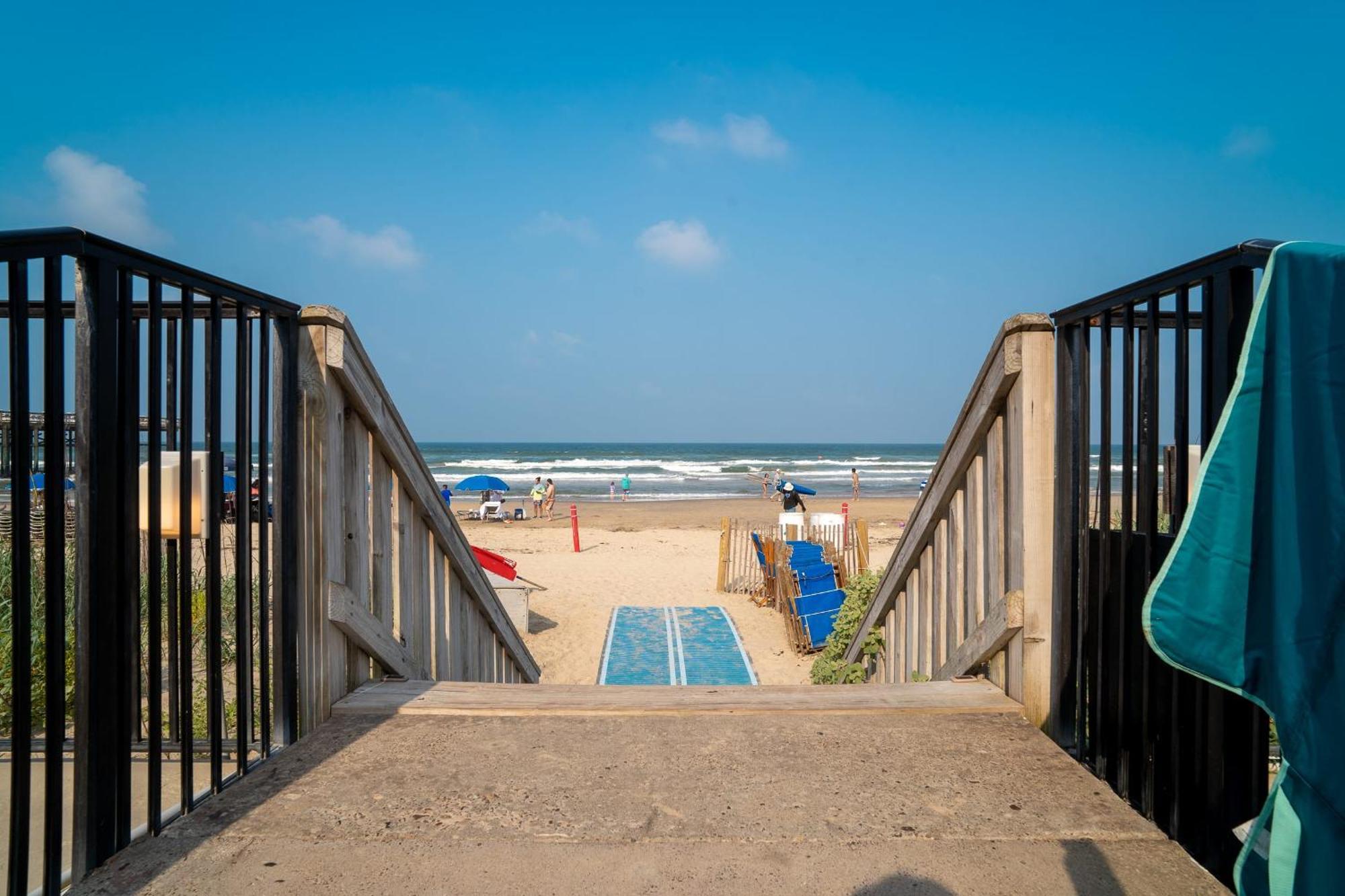Tropical Retreat Coastal 1Br Getaway With Balcony 212 Apartment South Padre Island Exterior photo